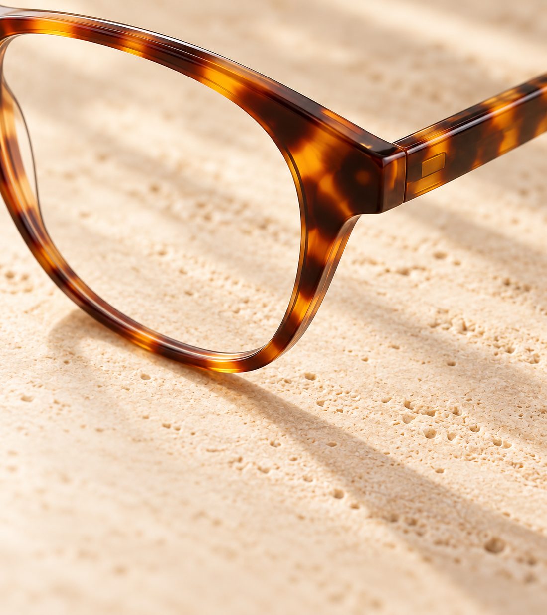 Tortoise acetate frame